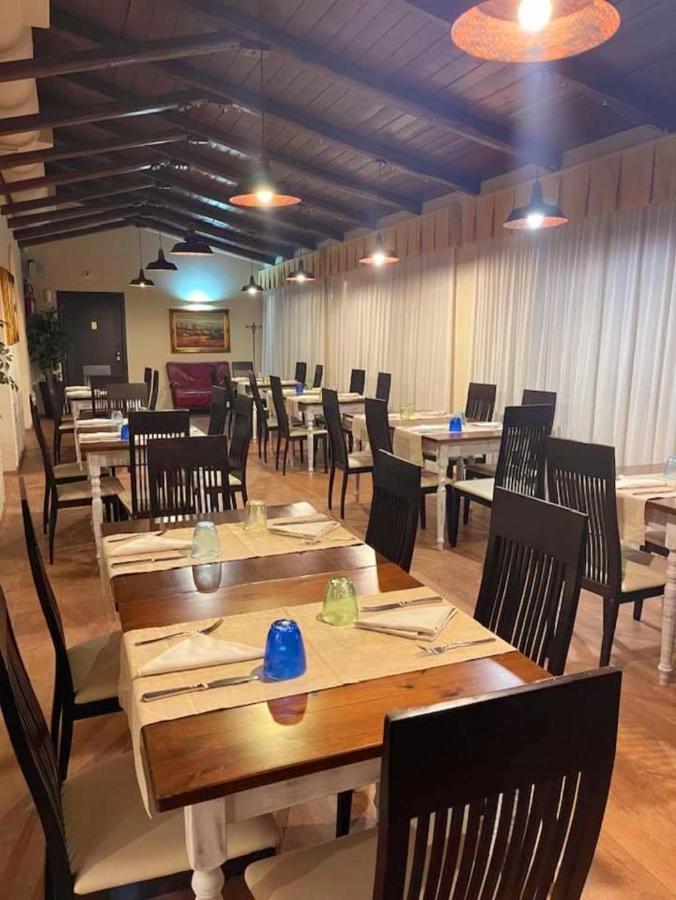 La Vecchia Fattoria 호텔 로레토 외부 사진
