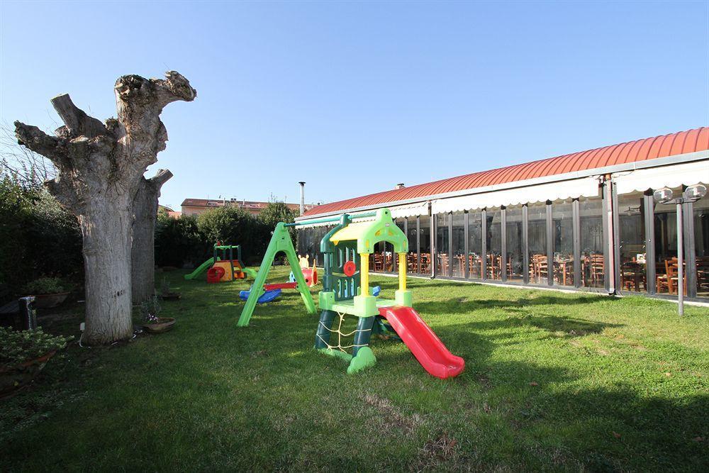 La Vecchia Fattoria 호텔 로레토 외부 사진